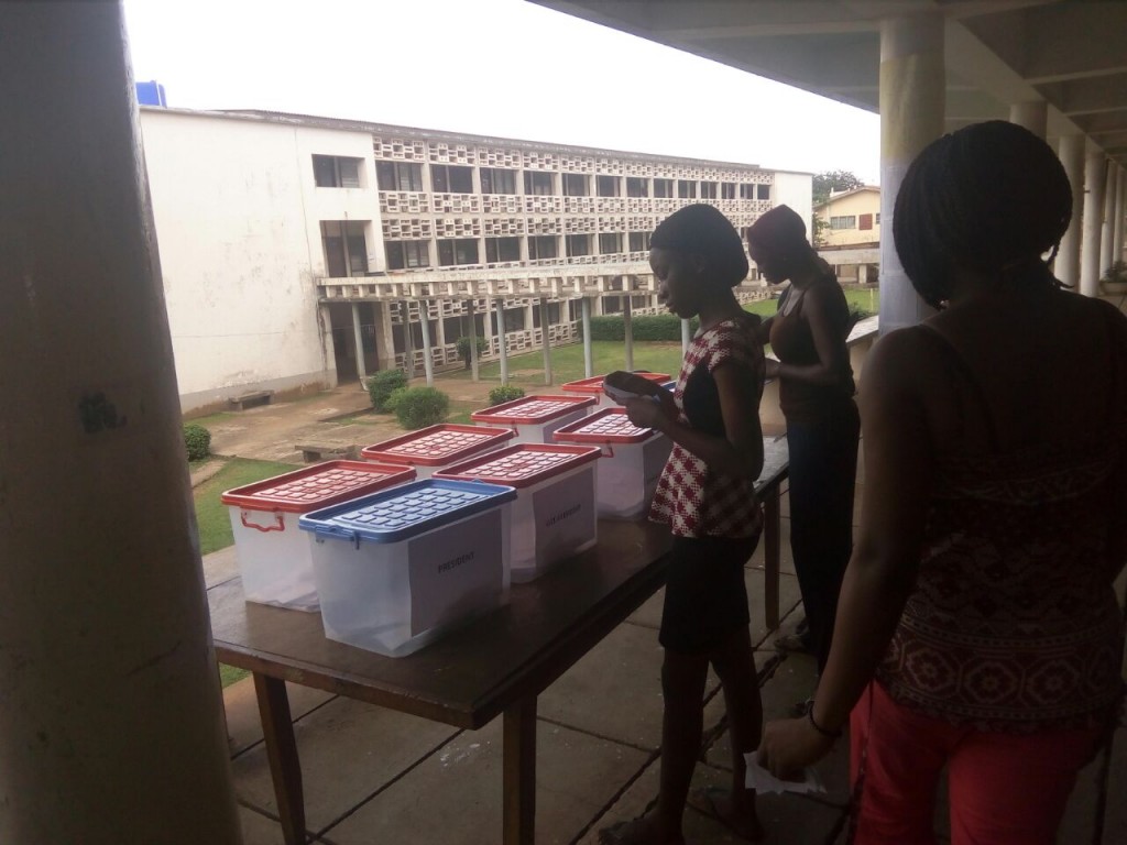 Queens Hall: Students Voting